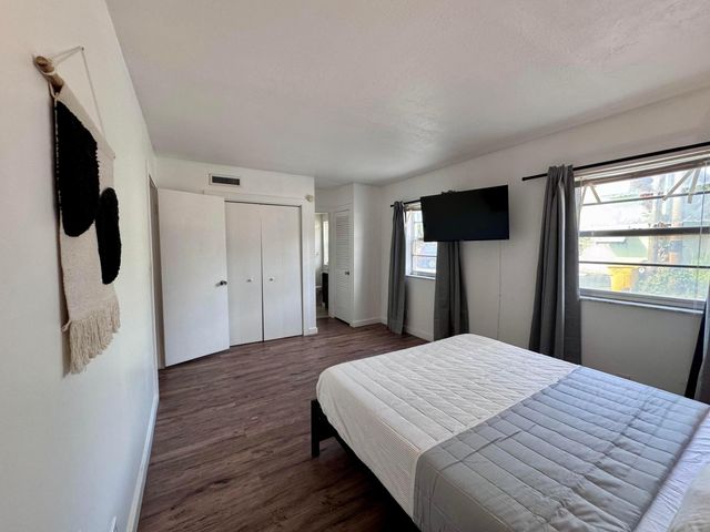 202 Lucerne Avenue Unit 13a, Lake Worth Beach, FL 33460