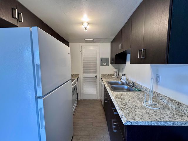 202 Lucerne Avenue Unit 13a, Lake Worth Beach, FL 33460