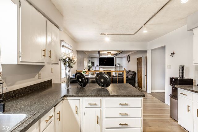 156 Griffin Road, Indianapolis, IN 46227