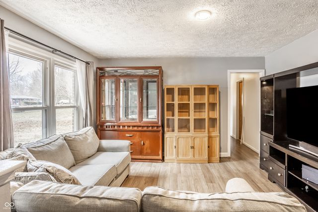 156 Griffin Road, Indianapolis, IN 46227