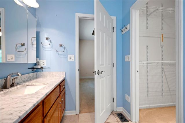 8699 Penner Avenue, De Soto, KS 66018