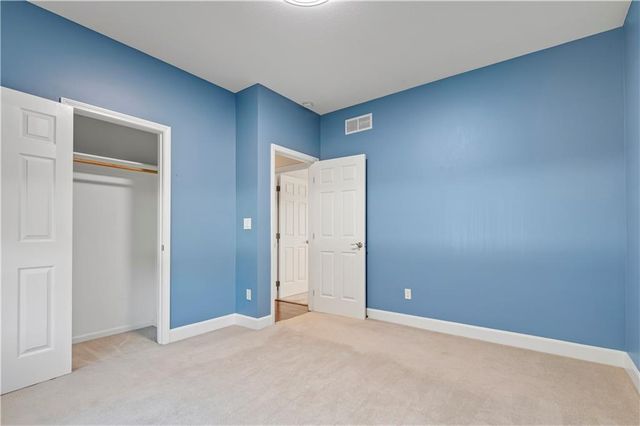 8699 Penner Avenue, De Soto, KS 66018