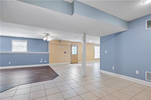 8699 Penner Avenue, De Soto, KS 66018