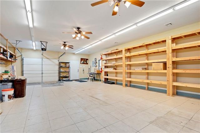 8699 Penner Avenue, De Soto, KS 66018