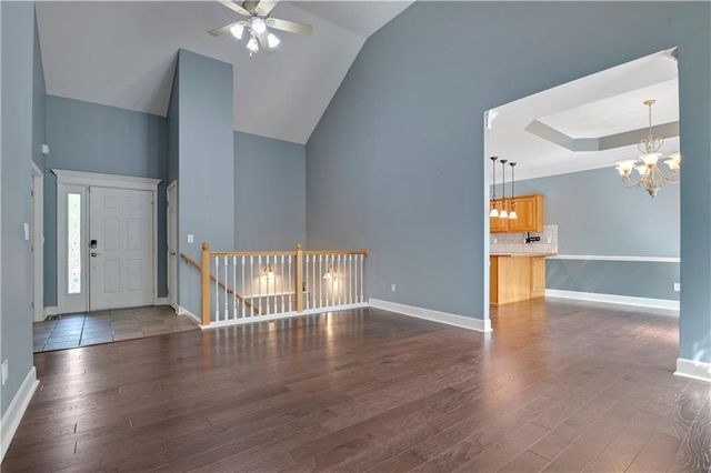 8699 Penner Avenue, De Soto, KS 66018