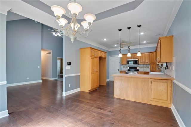 8699 Penner Avenue, De Soto, KS 66018
