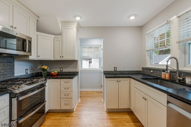 124 College Pl, South Orange Village Twp., NJ 07079