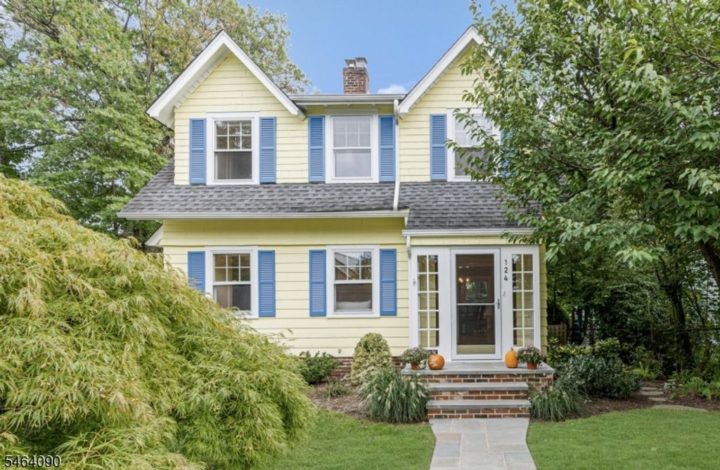 124 College Pl, South Orange Village Twp., NJ 07079
