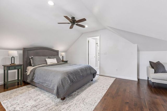 2718 Hampshire Avenue S, Saint Louis Park, MN 55426