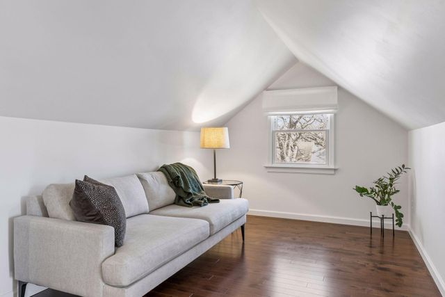 2718 Hampshire Avenue S, Saint Louis Park, MN 55426