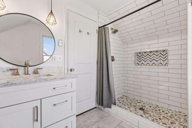 2718 Hampshire Avenue S, Saint Louis Park, MN 55426