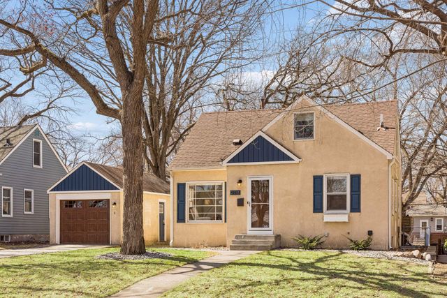 2718 Hampshire Avenue S, Saint Louis Park, MN 55426