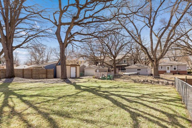 2718 Hampshire Avenue S, Saint Louis Park, MN 55426