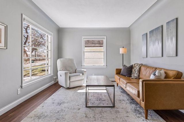 2718 Hampshire Avenue S, Saint Louis Park, MN 55426