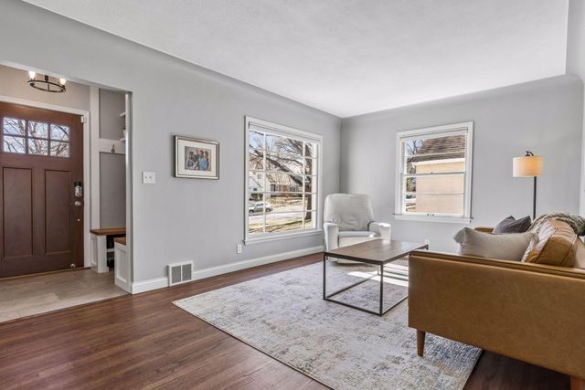 2718 Hampshire Avenue S, Saint Louis Park, MN 55426