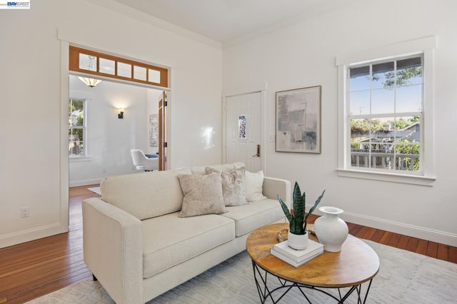 194 Kottinger Dr, Pleasanton, CA 94566