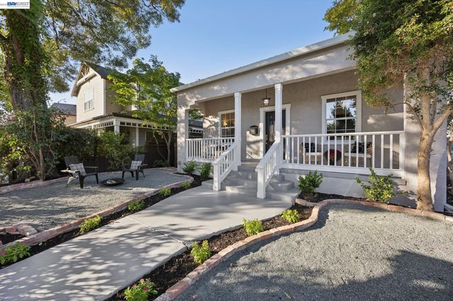 194 Kottinger Dr, Pleasanton, CA 94566