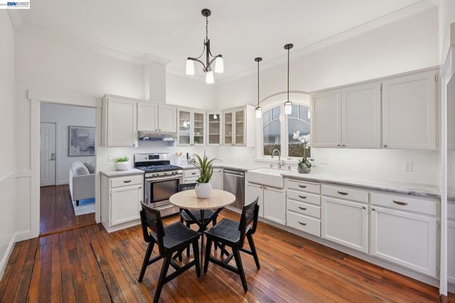 194 Kottinger Dr, Pleasanton, CA 94566