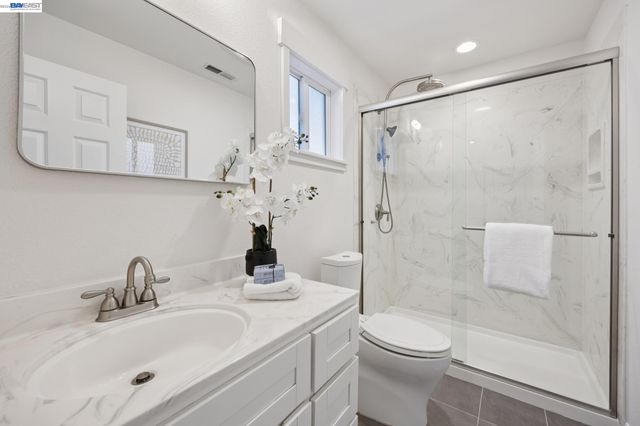194 Kottinger Dr, Pleasanton, CA 94566
