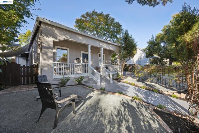 194 Kottinger Dr, Pleasanton, CA 94566