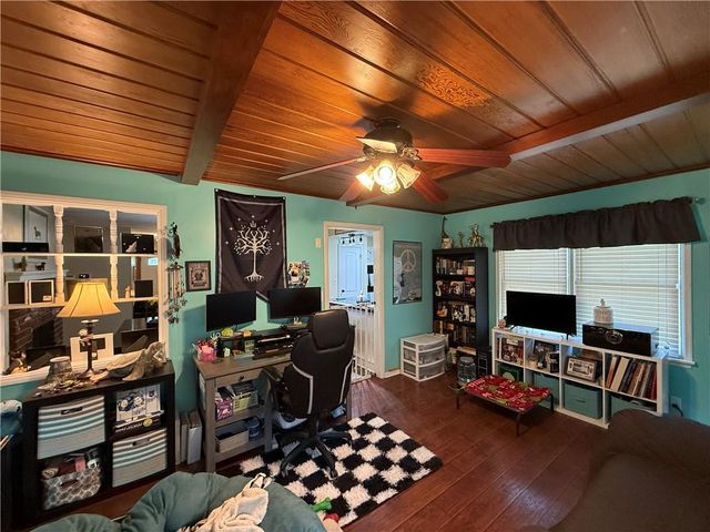 11805 E 48th Street, Kansas City, MO 64133