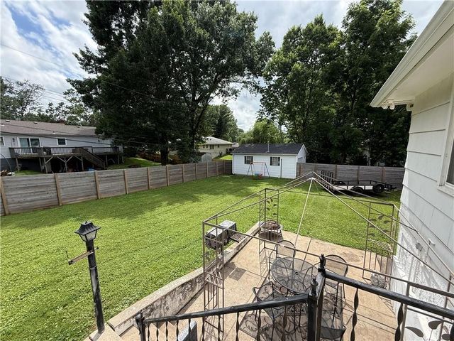 11805 E 48th Street, Kansas City, MO 64133