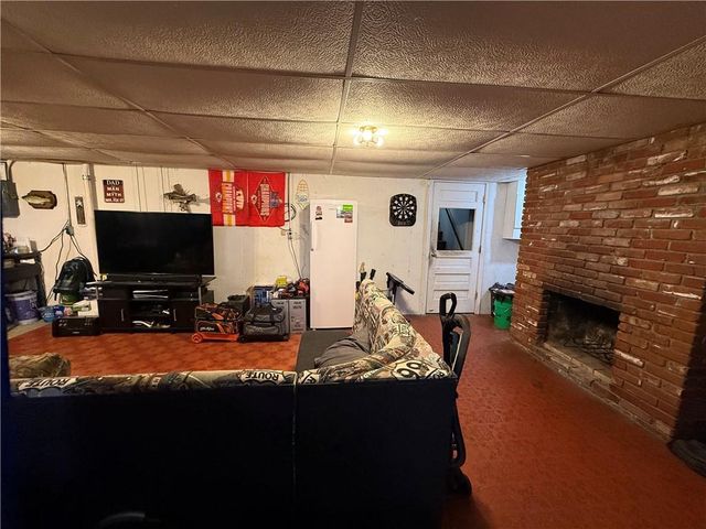 11805 E 48th Street, Kansas City, MO 64133