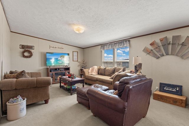 237 Madrid Avenue, Moriarty, NM 87035