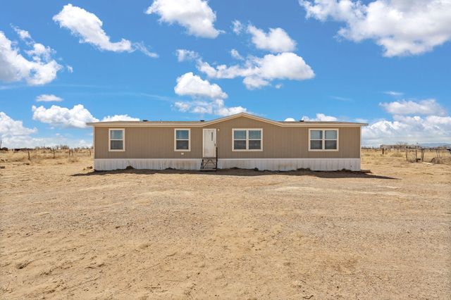 237 Madrid Avenue, Moriarty, NM 87035
