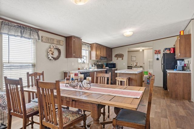 237 Madrid Avenue, Moriarty, NM 87035