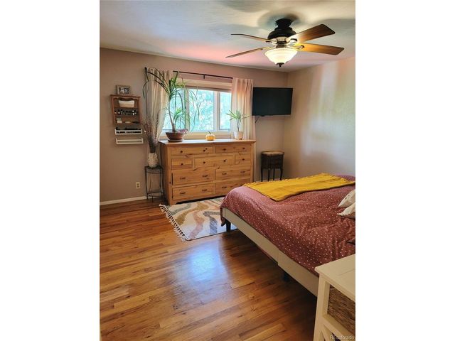 570 Columbine Ave, Golden, CO 80401