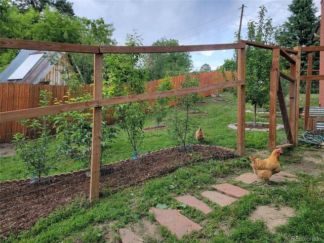 570 Columbine Ave, Golden, CO 80401