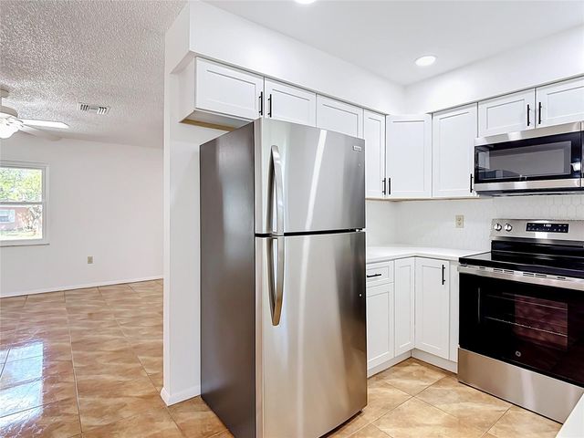 852 CINNAMON DRIVE, Winter Haven, FL 33880