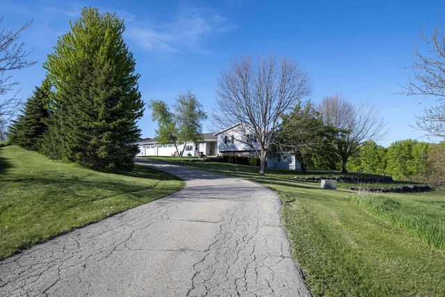 4214 Highway 73, Deerfield, WI 53551