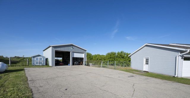 4214 Highway 73, Deerfield, WI 53551