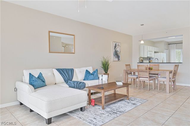 10020 Maddox LN 213, Bonita Springs, FL 34135