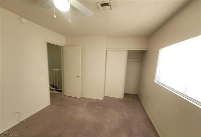 854 Stainglass Lane, Las Vegas, NV 89110