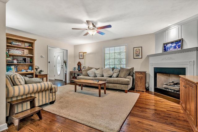 230 Wedgewood DR, Rocky Mount, VA 24151