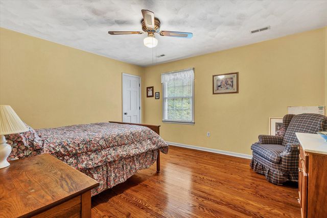 230 Wedgewood DR, Rocky Mount, VA 24151