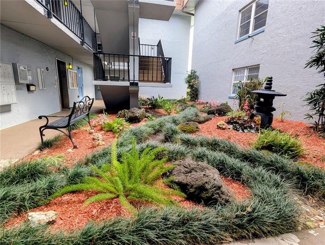 333 LAKE HOWARD DRIVE NW 212A, Winter Haven, FL 33880