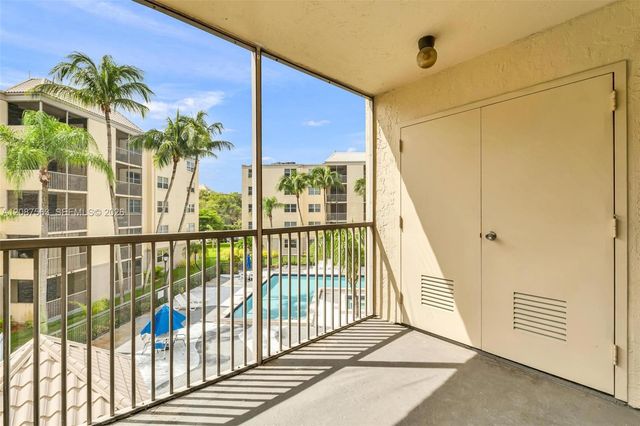 8255 Lake Drive 304, Doral, FL 33166