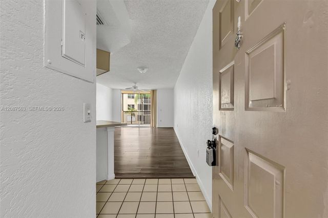 8255 Lake Drive 304, Doral, FL 33166