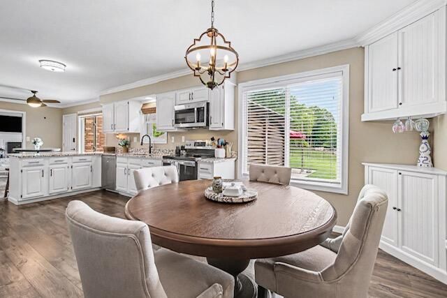9208 Kelly Louise Drive, Florence, KY 41042