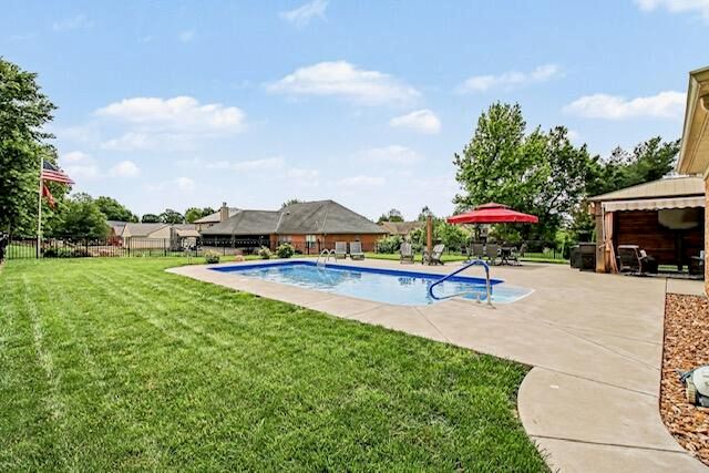 9208 Kelly Louise Drive, Florence, KY 41042
