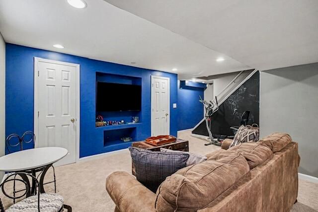 9208 Kelly Louise Drive, Florence, KY 41042