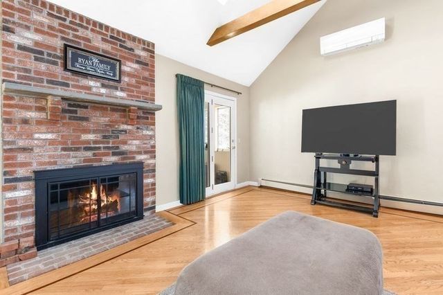 244 Rolling Meadow Drive, Holliston, MA 01746