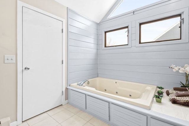 244 Rolling Meadow Drive, Holliston, MA 01746