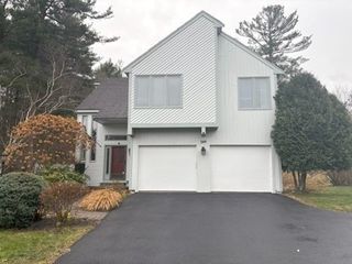 244 Rolling Meadow Drive, Holliston, MA 01746