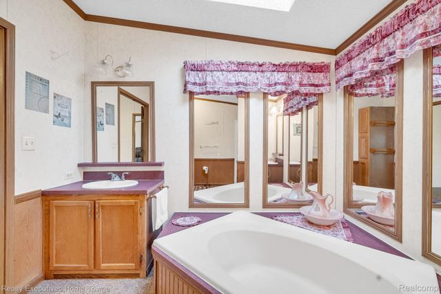 4333 24th Avenue 80, Fort Gratiot Charter Township, MI 48059