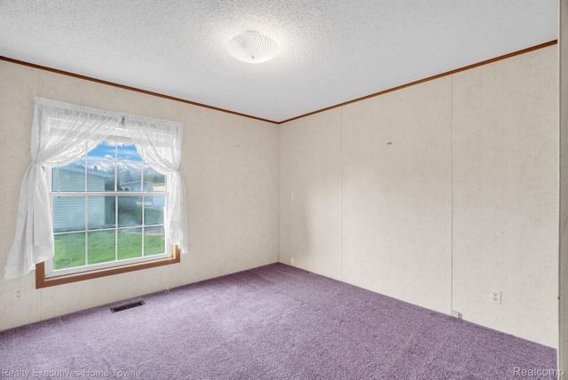 4333 24th Avenue 80, Fort Gratiot Charter Township, MI 48059